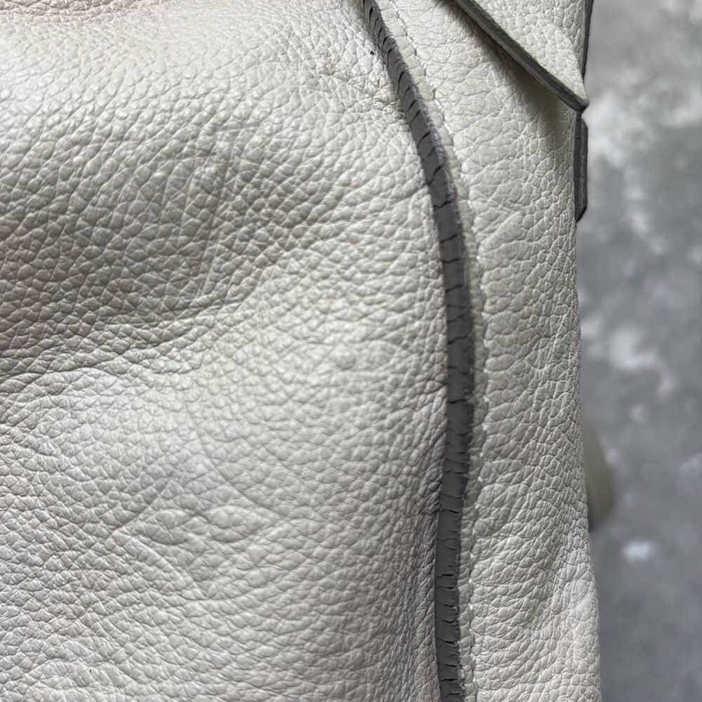 Louis Vuitton leather tote - Picture 7 of 13